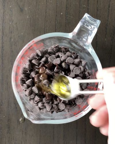 chocolate chips and oil